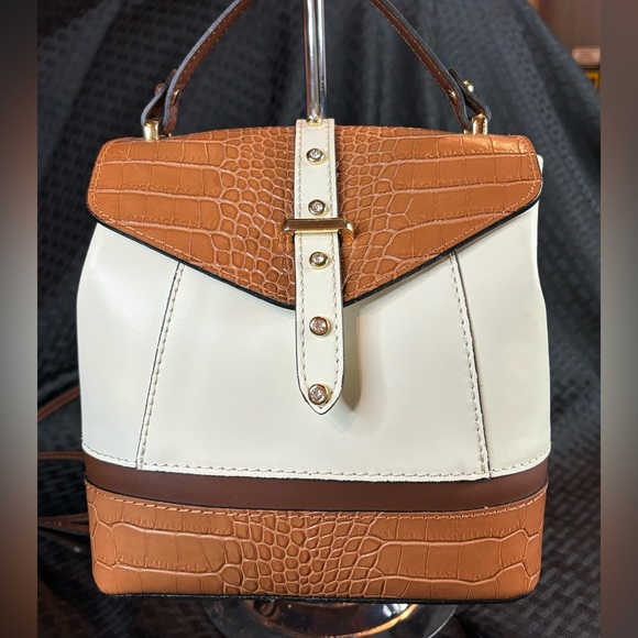 House of Harlow 1960 Handbags - House of Harlow 1960 Bag NWT 🔥